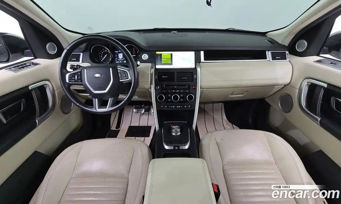 Land Rover Discovery Sport 2017 2.0 гидро в Москве № 1196695, фото 7