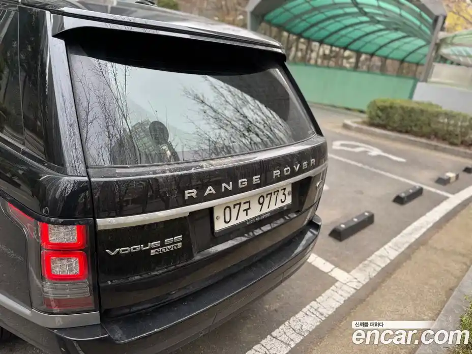 Land Rover Range-Rover 2015 4.4 гидро в Москве № 1196896, фото 4