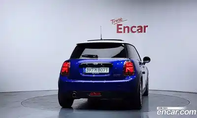 Mini Cooper 2021 1.5 гидро в Москве № 1196976, миниатюра 4