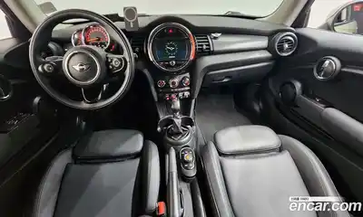 Mini Cooper 2018 1.5 гидро в Москве № 1197137, миниатюра 7