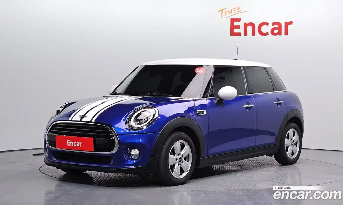 Mini Cooper 2019 1.5 гидро в Москве № 1197168, фото 1