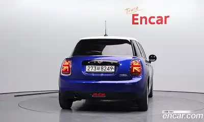 Mini Cooper 2019 1.5 гидро в Москве № 1197168, миниатюра 4