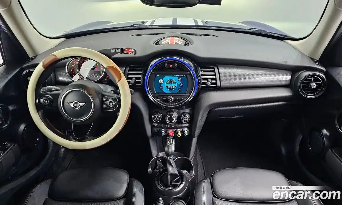 Mini Cooper 2019 1.5 гидро в Москве № 1197168, фото 7