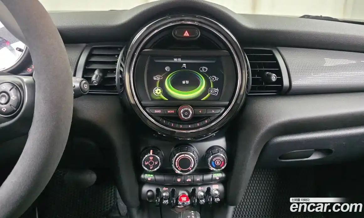 Mini Cooper 2018 1.5 гидро в Москве № 1197175, фото 14