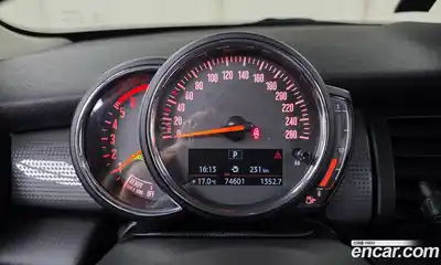 Mini Cooper 2018 1.5 гидро в Москве № 1197175, миниатюра 8
