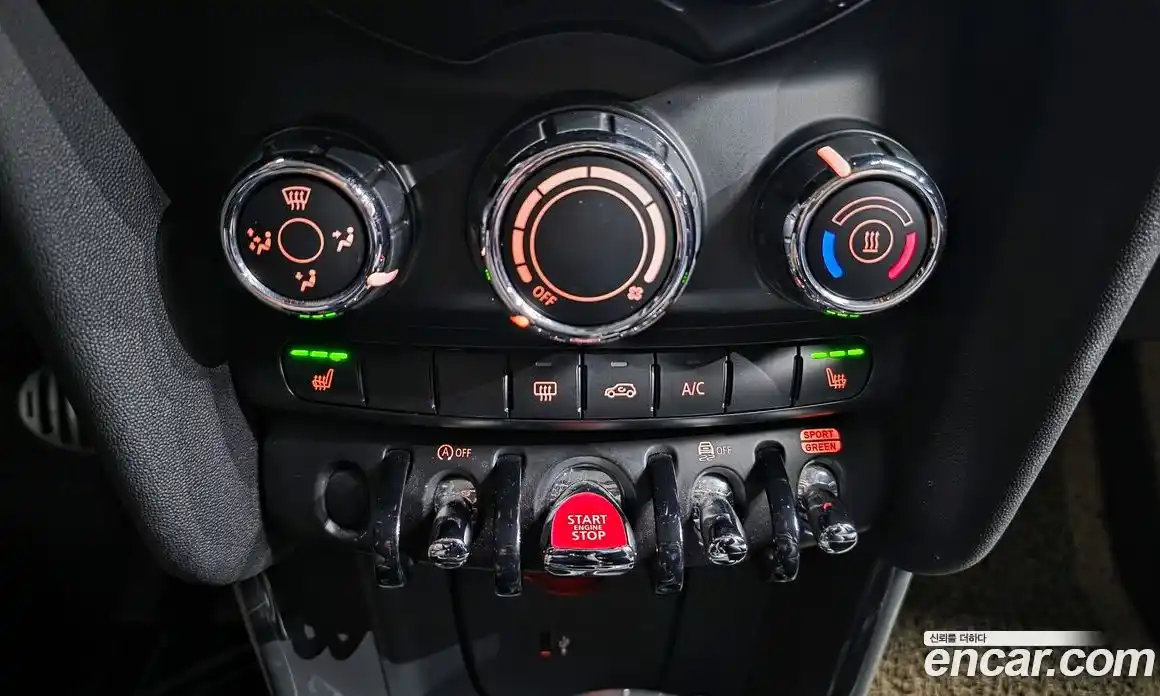 Mini Cooper 2019 1.5 гидро в Москве № 1197254, фото 17