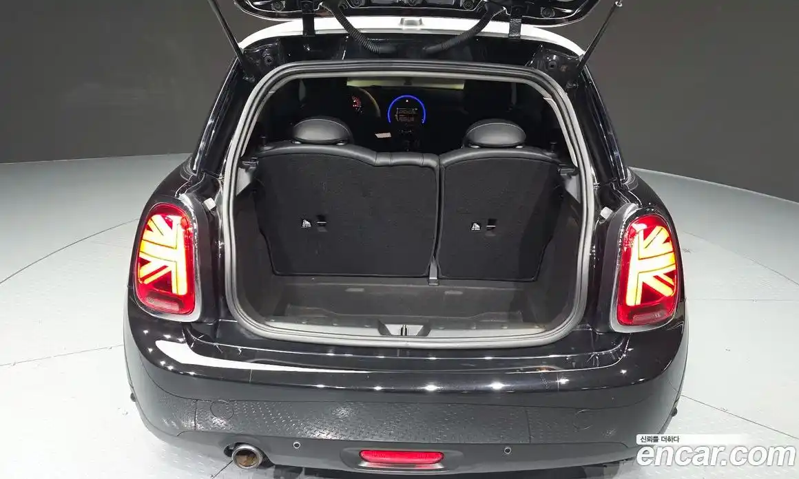 Mini Cooper 2019 1.5 гидро в Москве № 1197254, фото 20