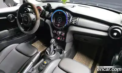 Mini Cooper 2019 1.5 гидро в Москве № 1197254, миниатюра 7