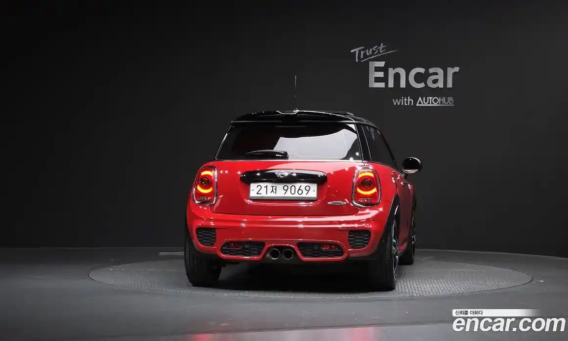 Mini Cooper 2017 2.0 гидро в Москве № 1197260, фото 4