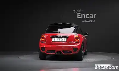 Mini Cooper 2017 2.0 гидро в Москве № 1197260, миниатюра 4