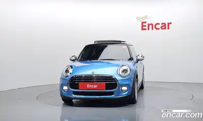 Mini Cooper 2016 1.5 гидро в Москве № 1197269, миниатюра 3
