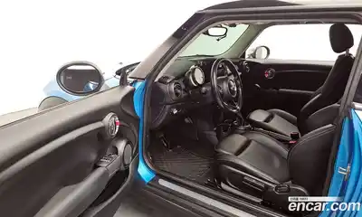 Mini Cooper 2016 1.5 гидро в Москве № 1197269, миниатюра 10