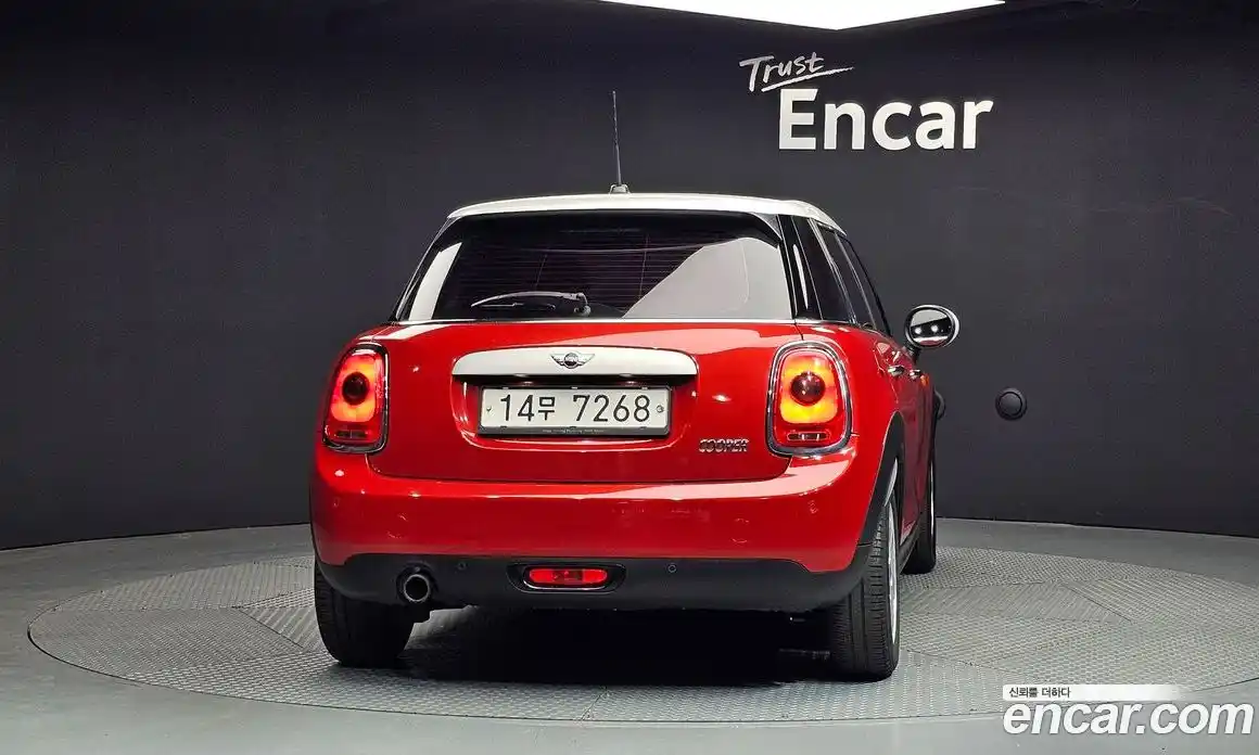 Mini Cooper 2014 1.5 гидро в Москве № 1197275, фото 4