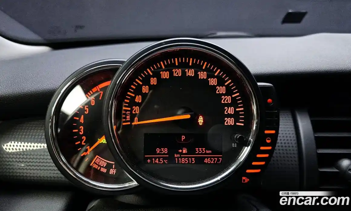 Mini Cooper 2014 1.5 гидро в Москве № 1197275, фото 8