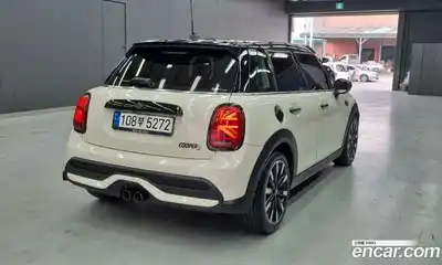 Mini Cooper 2021 2.0 гидро в Москве № 1197389, миниатюра 3