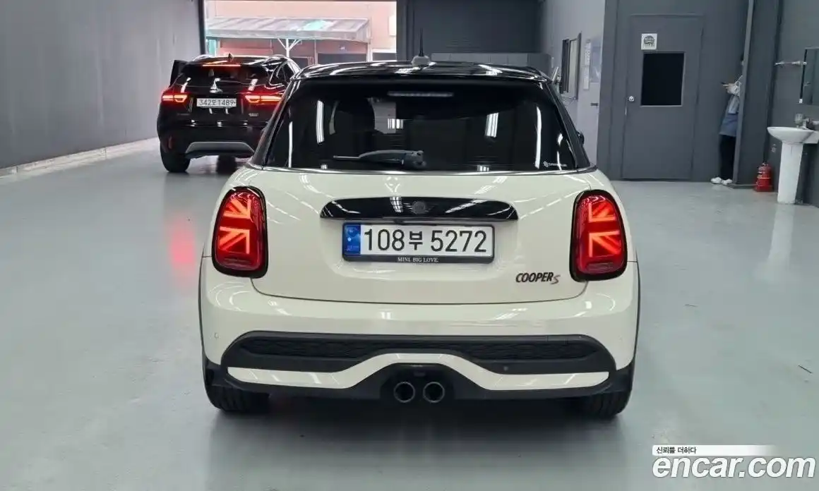 Mini Cooper 2021 2.0 гидро в Москве № 1197389, фото 4