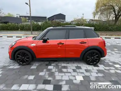 Mini Cooper 2019 2.0 гидро в Москве № 1197394, миниатюра 3