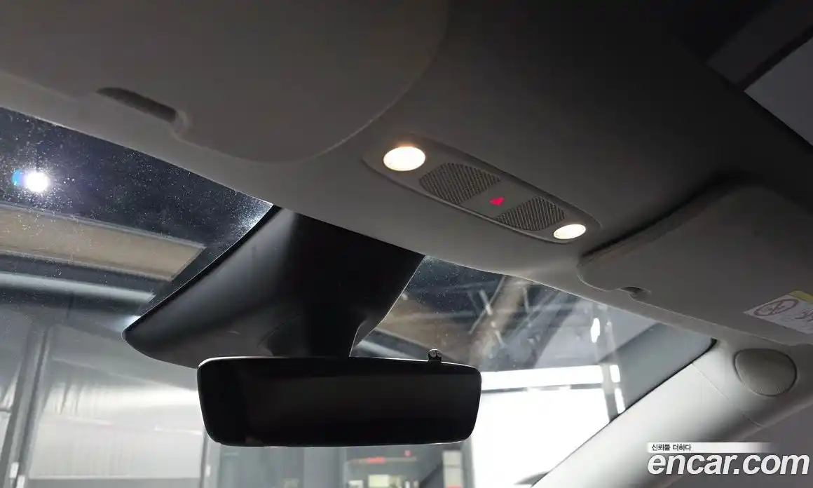 Tesla Model Y 2024 0.2 гидро в Москве № 1197535, фото 19