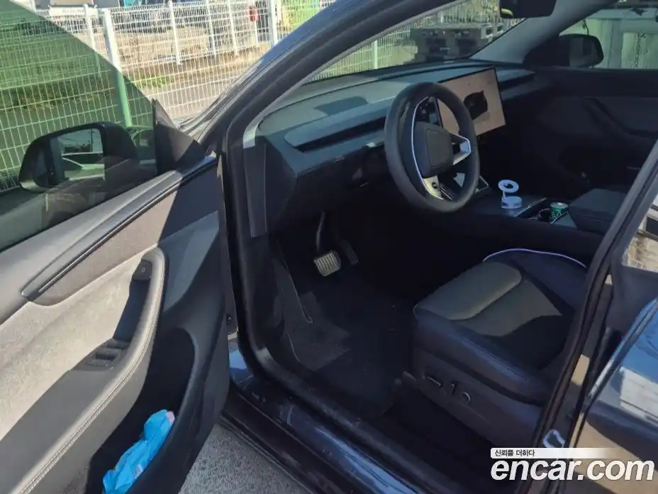 Tesla Model Y 2025 гидро в Москве № 1197588, фото 13