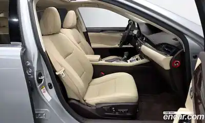 Lexus ES 2016 3.5 гидро в Москве № 1197671, миниатюра 11