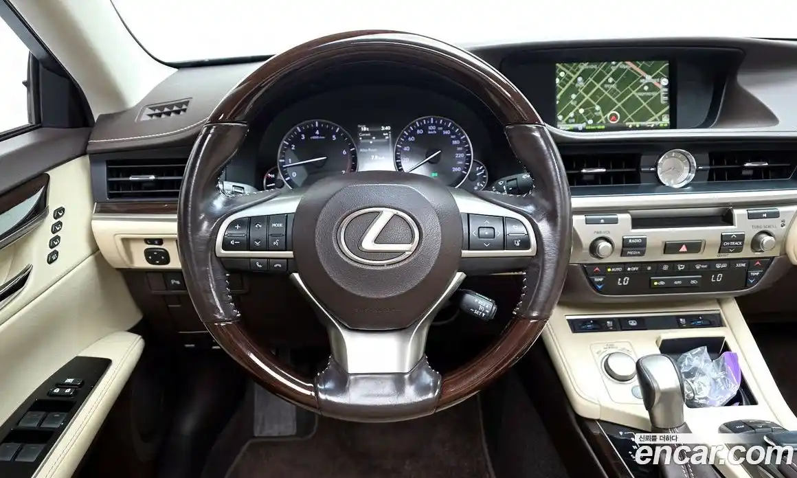 Lexus ES 2016 3.5 гидро в Москве № 1197671, фото 13