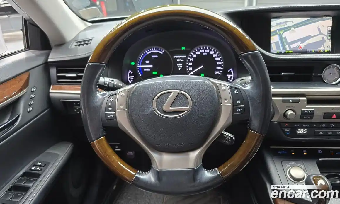 Lexus ES 2015 2.5 гидро в Москве № 1197734, фото 14