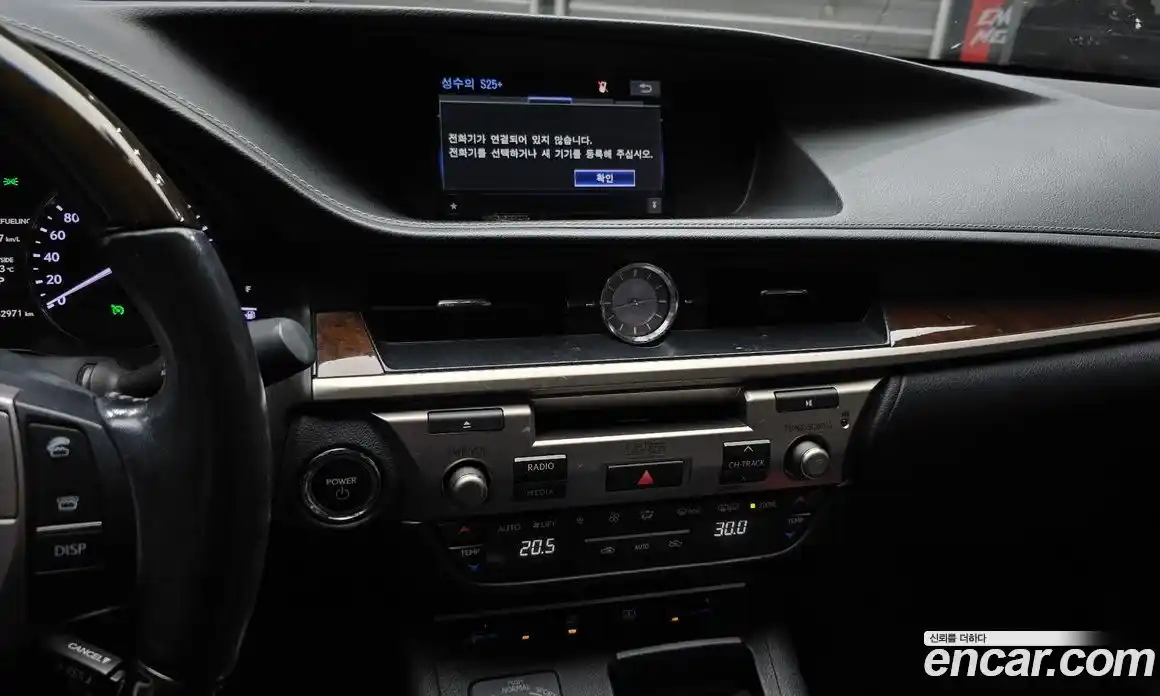 Lexus ES 2015 2.5 гидро в Москве № 1197734, фото 15