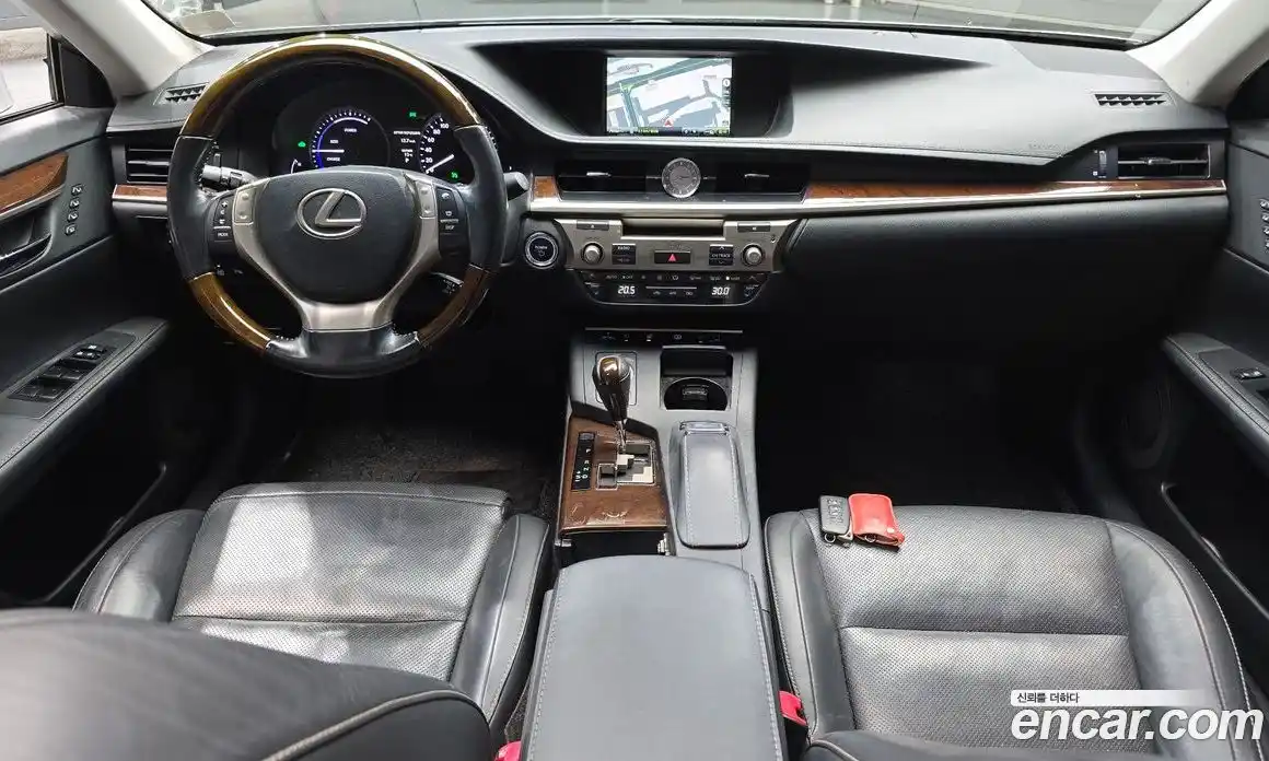 Lexus ES 2015 2.5 гидро в Москве № 1197734, фото 7
