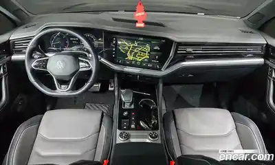 Volkswagen Touareg 2023 3.0 гидро в Москве № 1197898, миниатюра 7