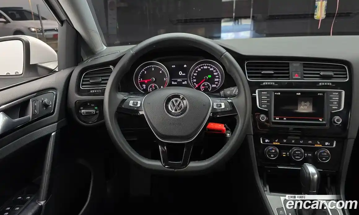Volkswagen Golf 2015 2.0 гидро в Москве № 1197913, фото 13