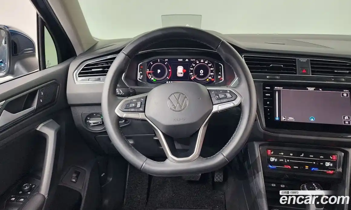 Volkswagen Tiguan 2021 2.0 гидро в Москве № 1197988, фото 13