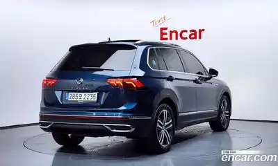 Volkswagen Tiguan 2021 2.0 гидро в Москве № 1197988, миниатюра 2