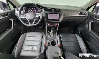 Volkswagen Tiguan 2021 2.0 гидро в Москве № 1197988, миниатюра 7