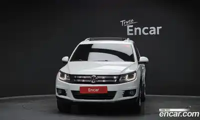 Volkswagen Tiguan 2014 2.0 гидро в Москве № 1198078, миниатюра 3