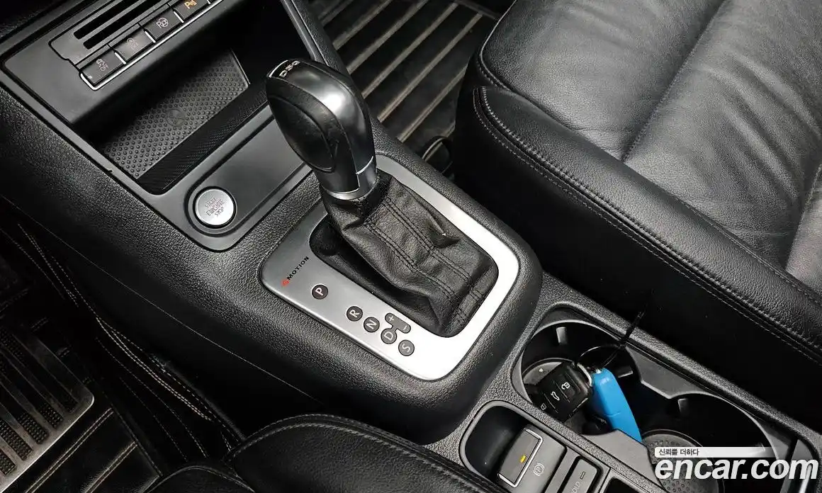 Volkswagen Tiguan 2014 2.0 гидро в Москве № 1198078, фото 9