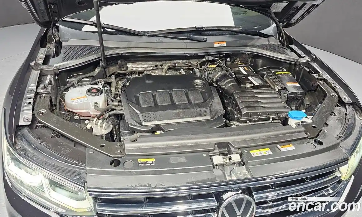 Volkswagen Tiguan 2021 2.0 гидро в Москве № 1198088, фото 6