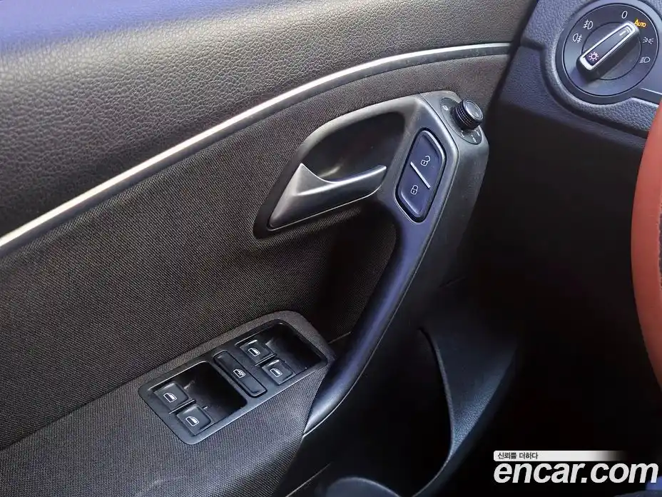 Volkswagen Polo 2016 1.4 гидро в Москве № 1198129, фото 14