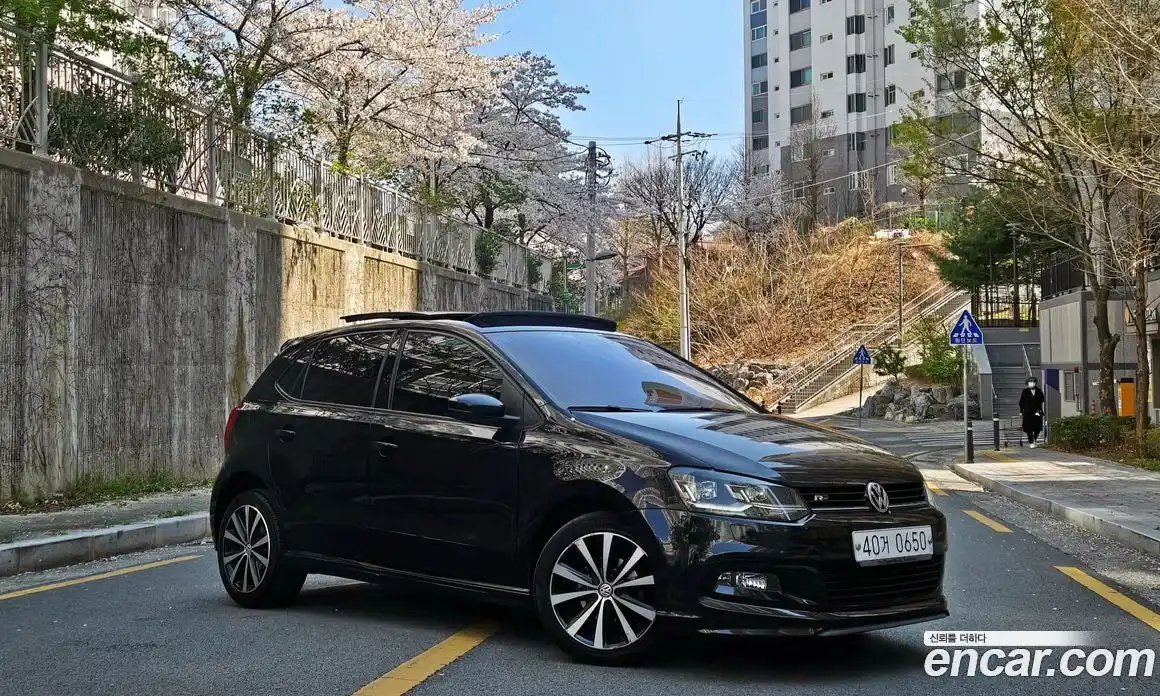 Volkswagen Polo 2016 1.4 гидро в Москве № 1198129, фото 3