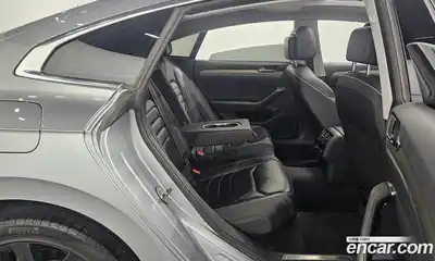 Volkswagen Arteon 2019 2.0 гидро в Москве № 1198207, миниатюра 12