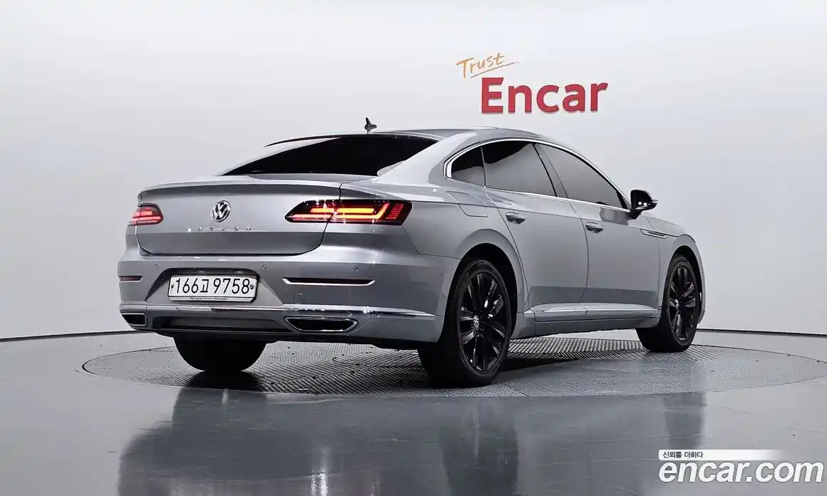 Volkswagen Arteon 2019 2.0 гидро в Москве № 1198207, фото 2