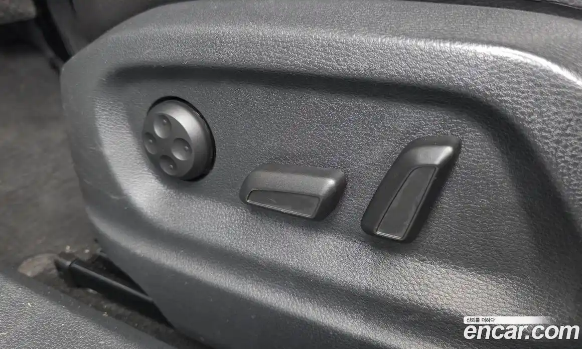 Volkswagen Tiguan 2015 2.0 гидро в Москве № 1198306, фото 18