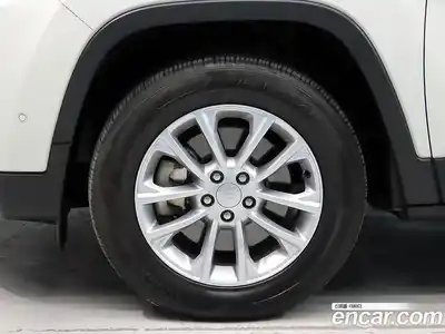 Jeep Cherokee 2019 2.4 гидро в Москве № 1198571, миниатюра 5