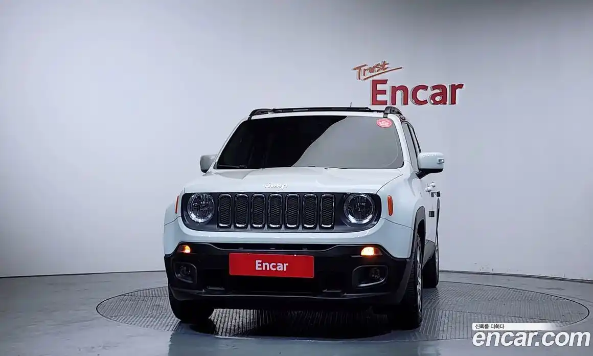 Jeep Renegade 2016 2.4 гидро в Москве № 1198614, фото 3