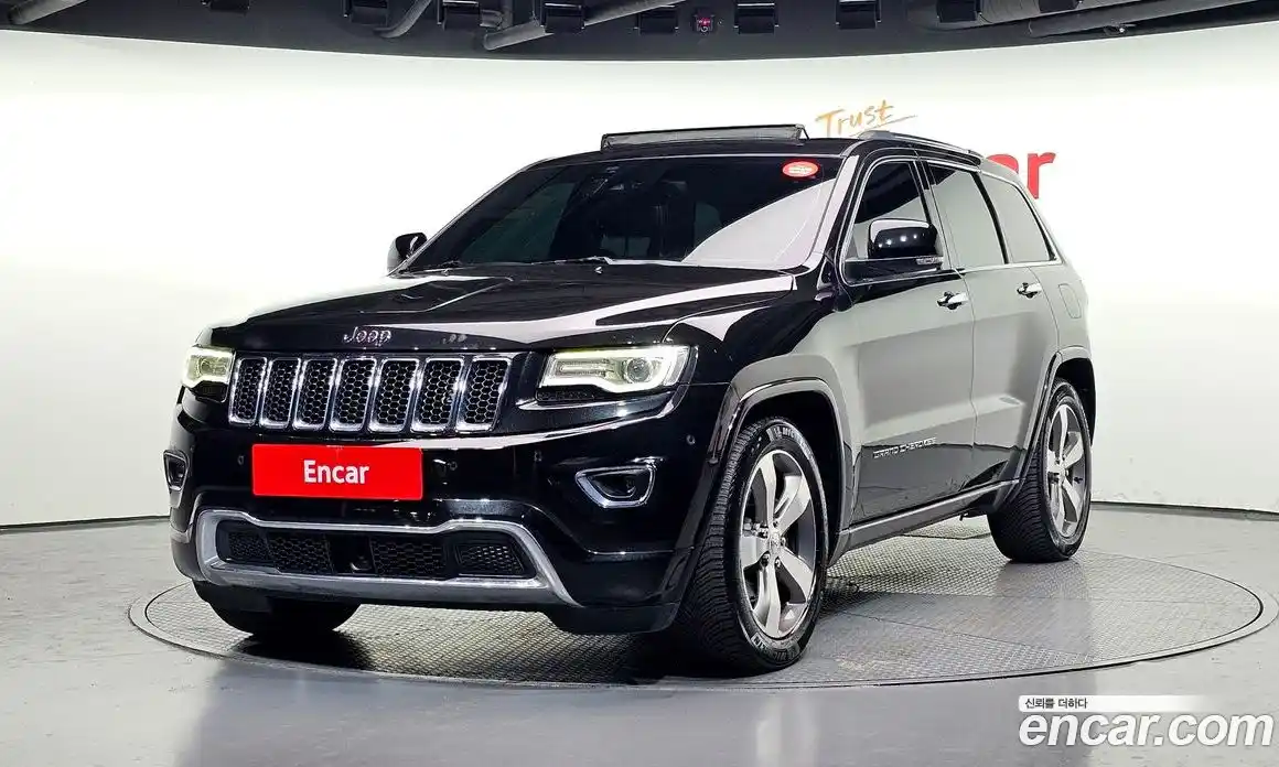 Jeep Cherokee 2016 3.0 гидро в Москве № 1198702, фото 1