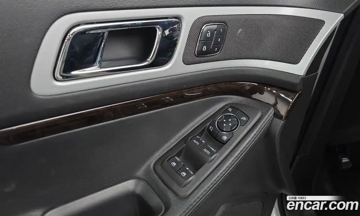 Ford Explorer 2014 3.5 гидро в Москве № 1199200, фото 18