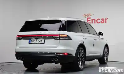 Lincoln Aviator, 2021