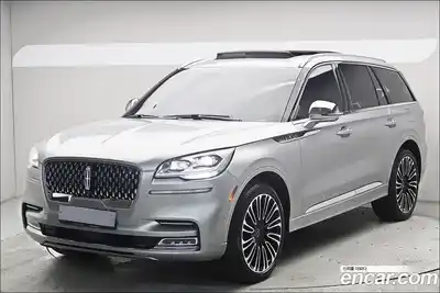 Lincoln Aviator, 2022