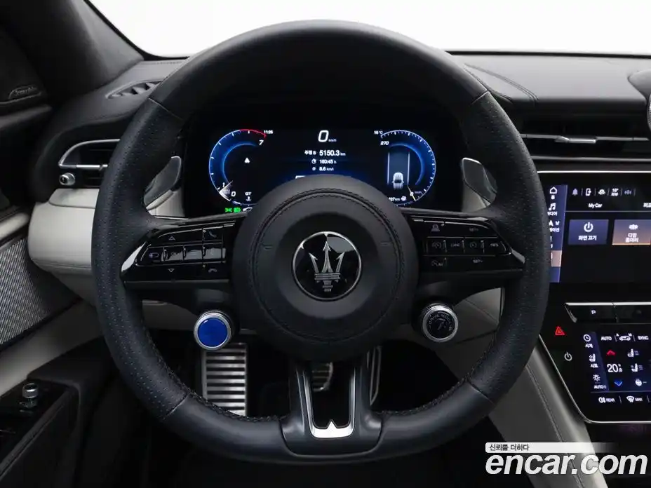 Maserati Grecale 2024 2.0 гидро в Москве № 1199750, фото 13