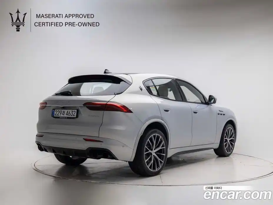 Maserati Grecale 2024 2.0 гидро в Москве № 1199750, фото 2