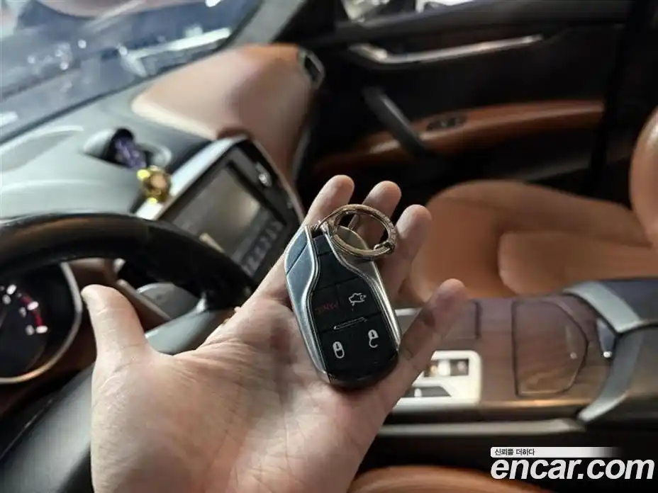 Maserati Ghibli 2015 3.0 гидро в Москве № 1199778, фото 18